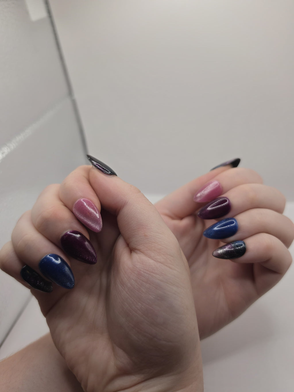Bi-Pride Cat's Eye Nails