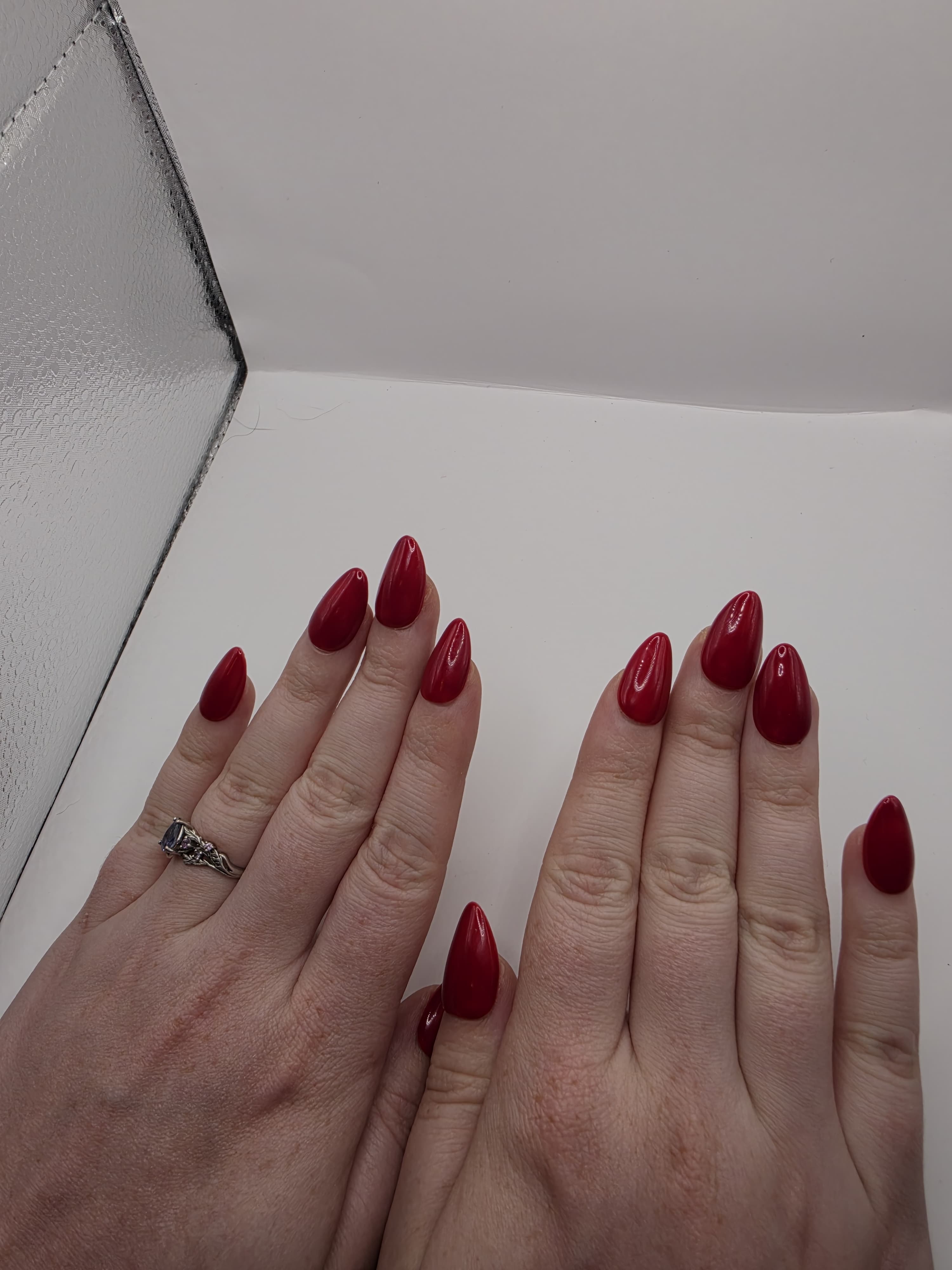 Classic cherry red nails